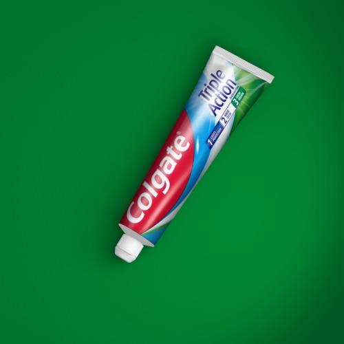 Colgate Triple Action Xtra White tandpasta tube